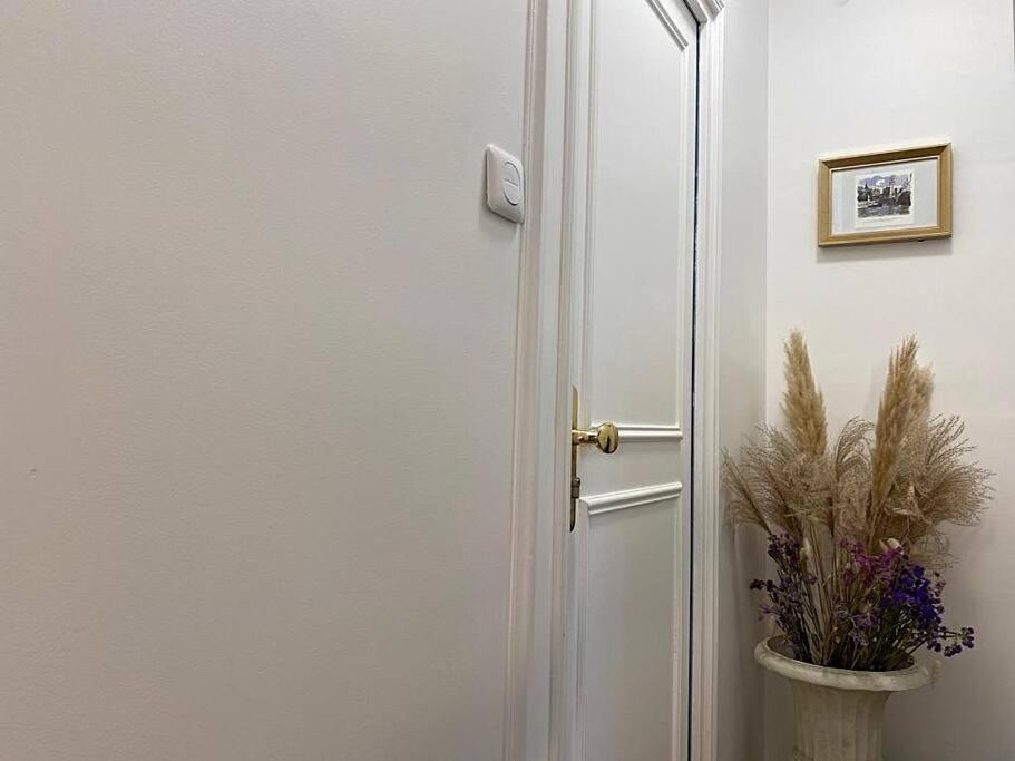 Cosy Studio A 20 Min Del Arco Del Triunfo En Rer 拉斐特城堡 外观 照片